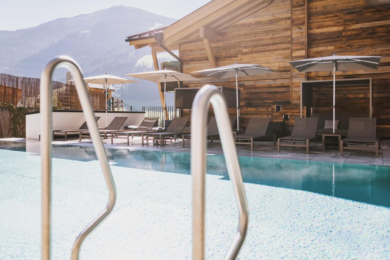 Glemm By Avenida Superior Hotel & Residences Saalbach-Hinterglemm Eksteriør bilde