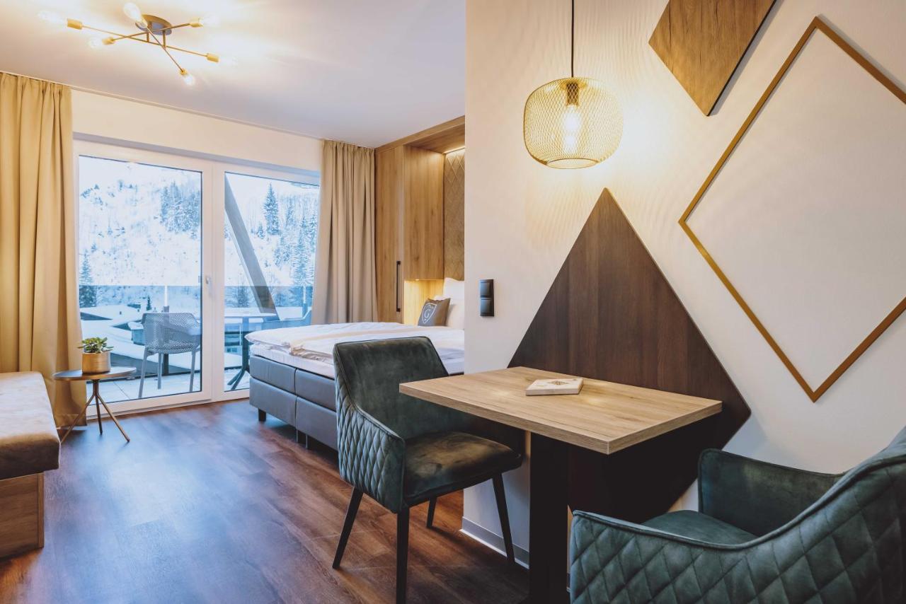 Glemm By Avenida Superior Hotel & Residences Saalbach-Hinterglemm Eksteriør bilde