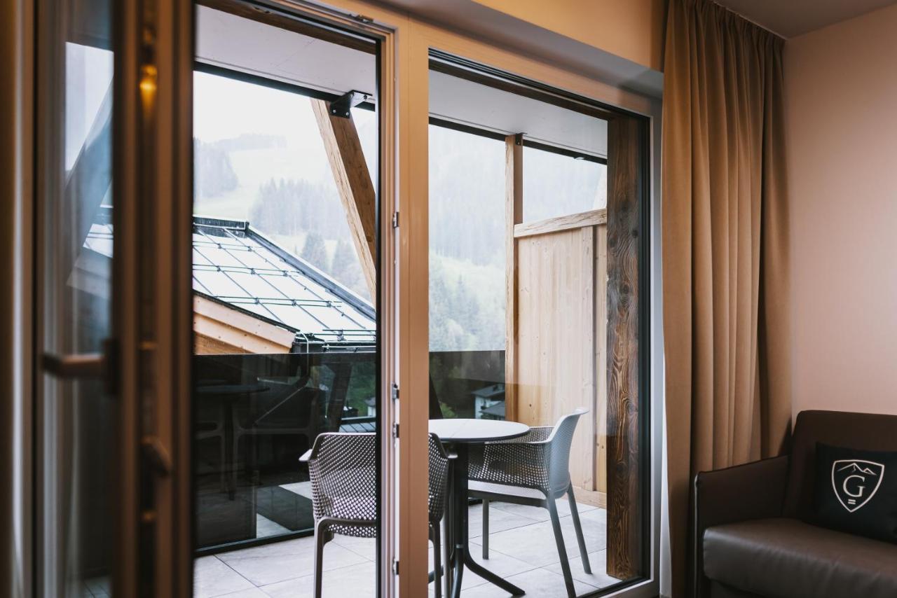 Glemm By Avenida Superior Hotel & Residences Saalbach-Hinterglemm Eksteriør bilde