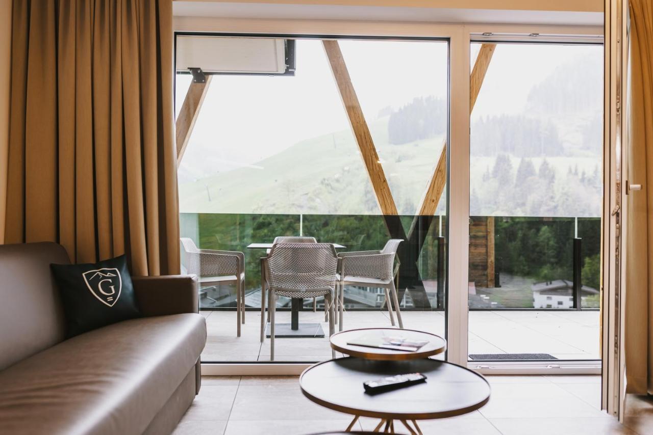 Glemm By Avenida Superior Hotel & Residences Saalbach-Hinterglemm Eksteriør bilde